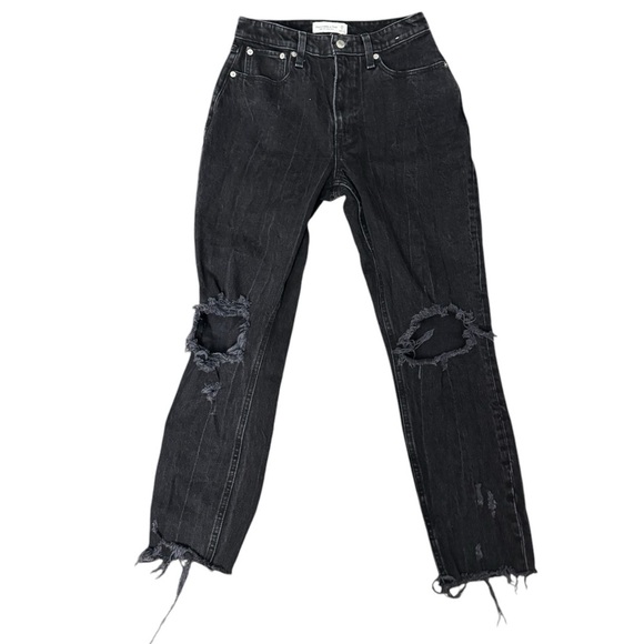 Abercrombie & Fitch Curve Love High Rise Mom Jeans Size 26 - Picture 1 of 4
